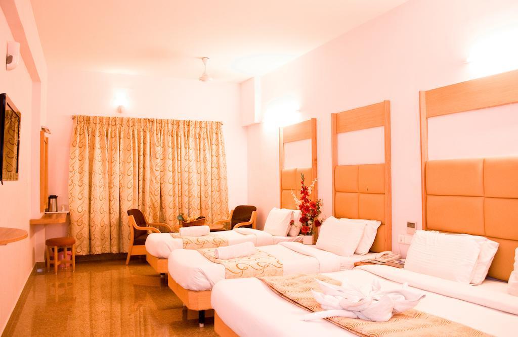 Hotel Rajadhane Madurai Extérieur photo